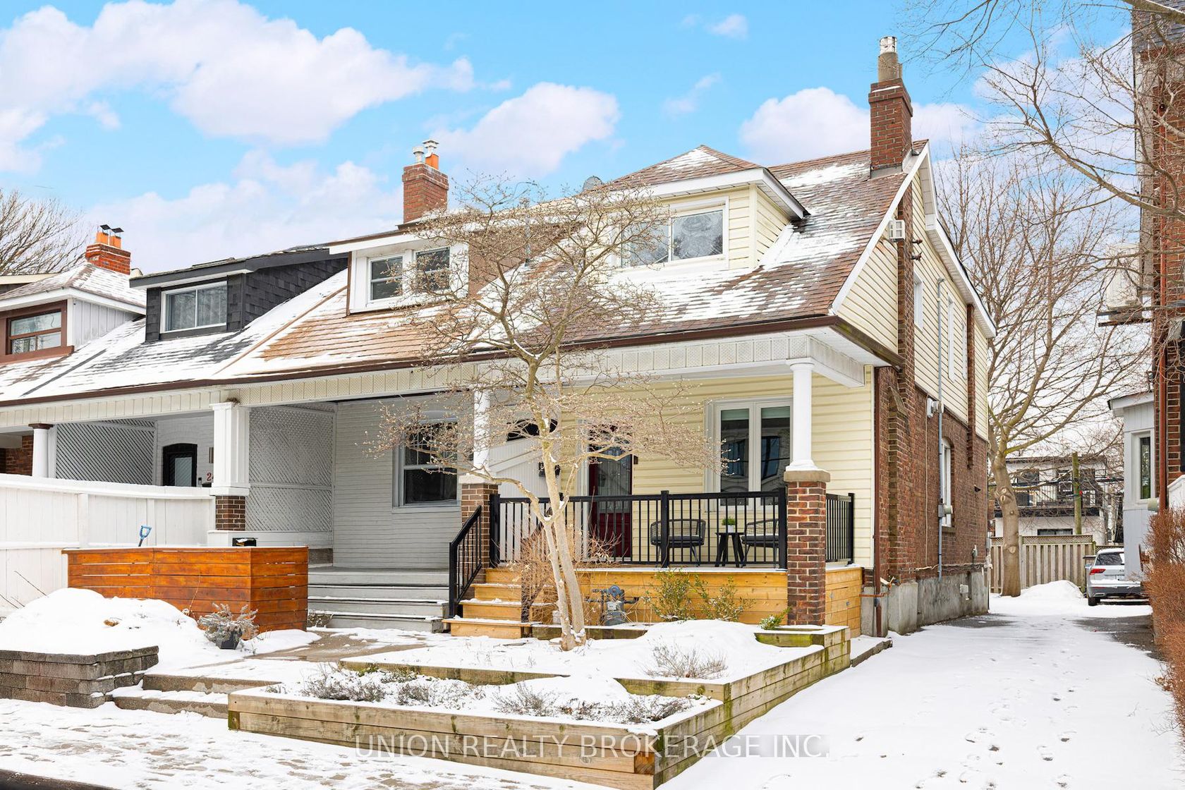 246 Lee Avenue, The Beaches, Toronto by Loree Meneguzzi Real Estate 246 Lee Avenue, The Beaches, Toronto