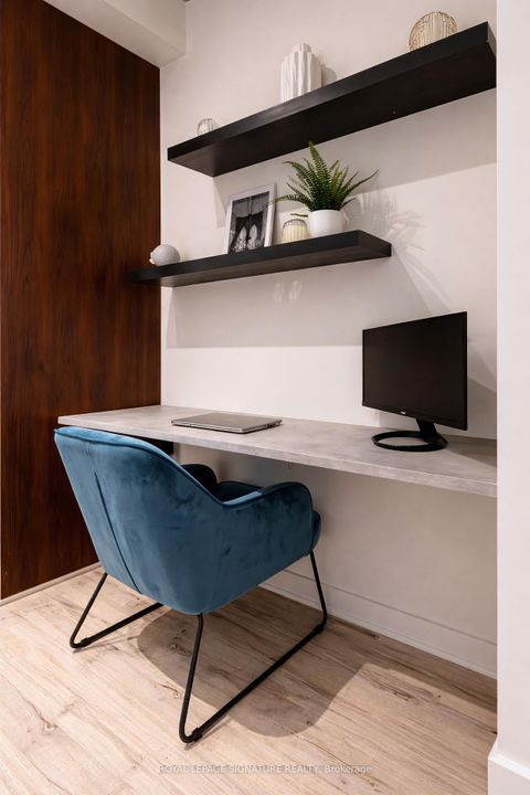 Photo 8 at 305 - 23 Brant Street, Waterfront Communities C1, Toronto