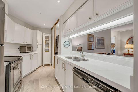 Photo 11 at 121 - 20 Southport Street, Swansea, Toronto