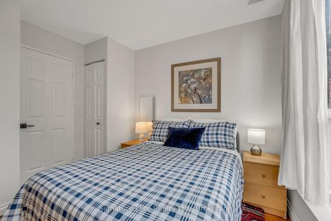 Photo 25 at 121 - 20 Southport Street, Swansea, Toronto