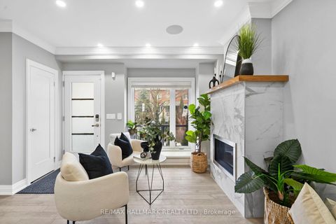 Photo 9 at 394 Main Street, Lumsden, Toronto