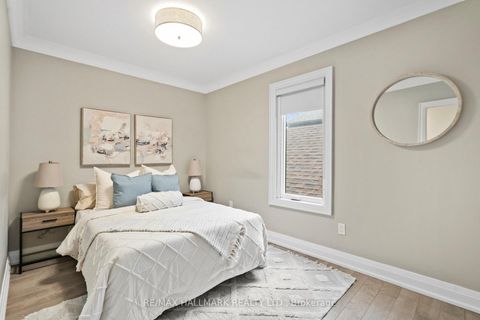 Photo 17 at 394 Main Street, Lumsden, Toronto