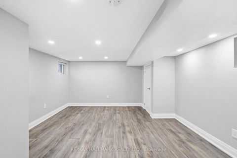 Photo 24 at 394 Main Street, Lumsden, Toronto