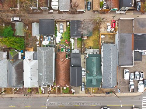 Photo 33 at 394 Main Street, Lumsden, Toronto