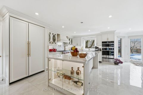 Photo 14 at 369 Kennedy Street W, Aurora Highlands, Aurora