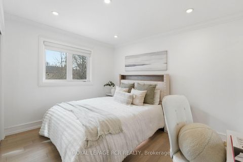 Photo 23 at 369 Kennedy Street W, Aurora Highlands, Aurora