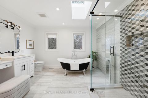 Photo 27 at 369 Kennedy Street W, Aurora Highlands, Aurora