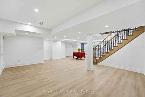 Photo 36 at 369 Kennedy Street W, Aurora Highlands, Aurora