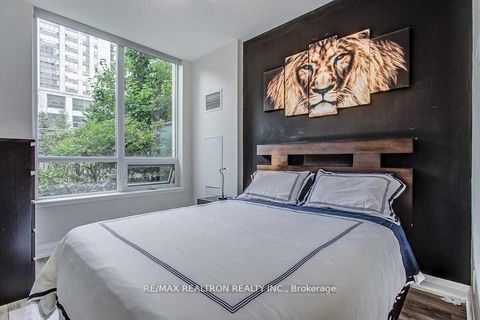 Photo 9 at 105 - 75 North Park Road, Beverley Glen, Vaughan