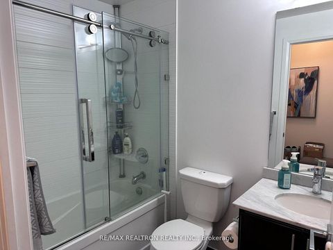 Photo 10 at 105 - 75 North Park Road, Beverley Glen, Vaughan