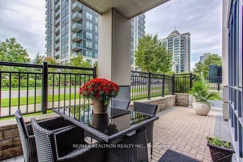 Photo 14 at 105 - 75 North Park Road, Beverley Glen, Vaughan