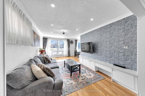 Photo 2 at 1192 Warden Avenue, Maryvale, Toronto