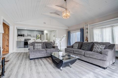 Photo 8 at 20 John Street, King City, King