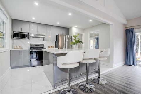 Photo 10 at 20 John Street, King City, King