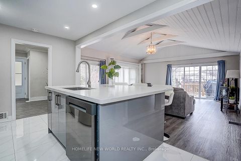 Photo 12 at 20 John Street, King City, King