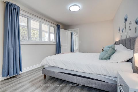 Photo 17 at 20 John Street, King City, King