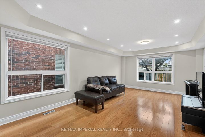 Photo 9 at 103 Ferdinand Avenue, Vellore Village, Vaughan