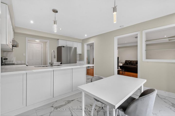 Photo 21 at 103 Ferdinand Avenue, Vellore Village, Vaughan