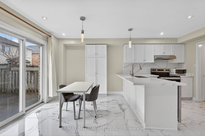 Photo 22 at 103 Ferdinand Avenue, Vellore Village, Vaughan