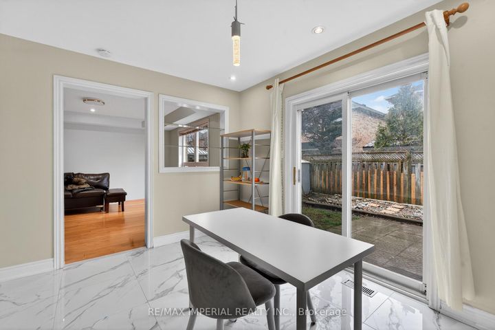 Photo 24 at 103 Ferdinand Avenue, Vellore Village, Vaughan