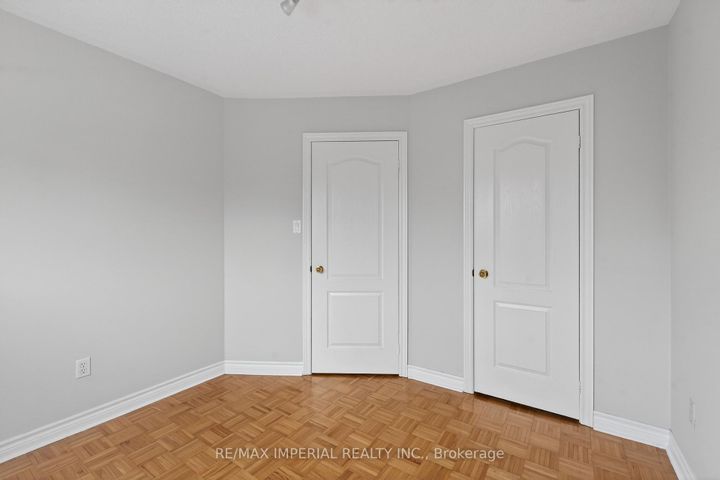 Photo 34 at 103 Ferdinand Avenue, Vellore Village, Vaughan