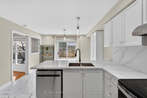 Photo 13 at 103 Ferdinand Avenue, Vellore Village, Vaughan