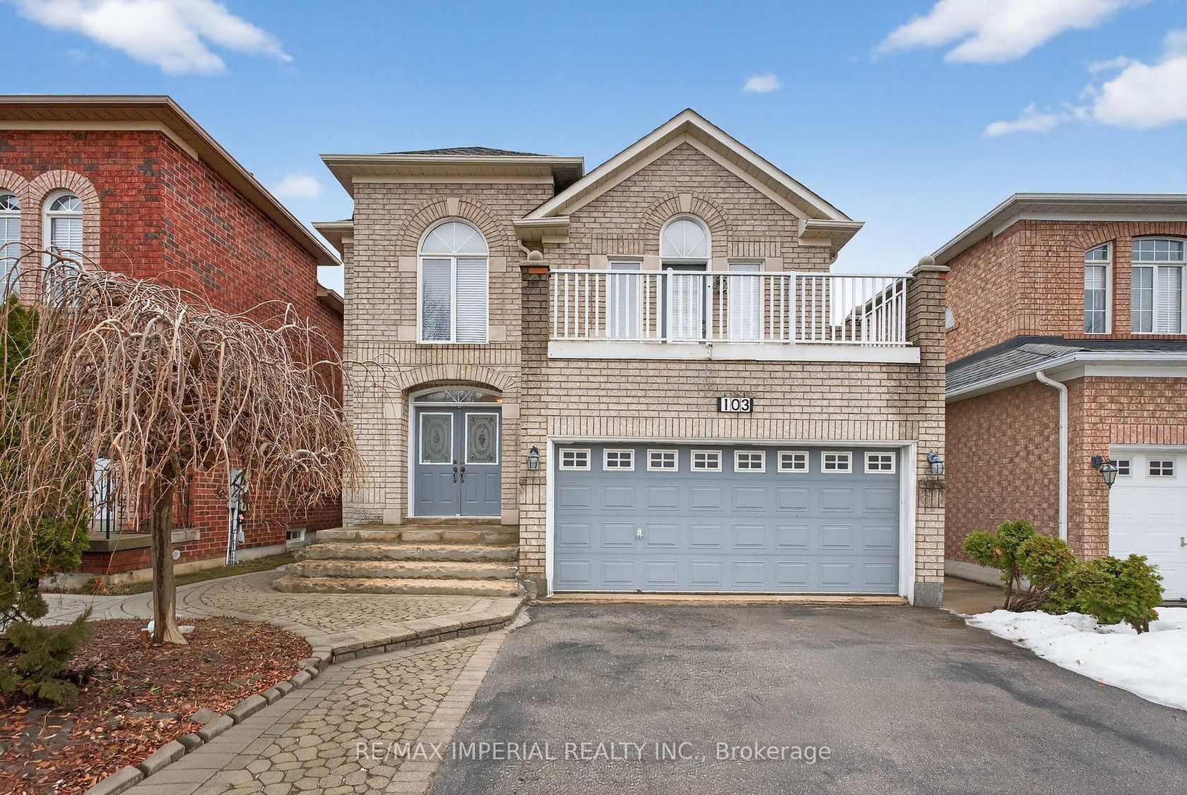 103 Ferdinand Avenue, Vellore Village, Vaughan photo number 2