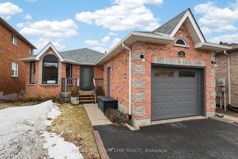Photo 1 at 12 Dunnett Drive, Ardagh, Barrie