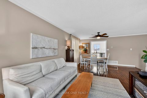 Photo 11 at 12 Dunnett Drive, Ardagh, Barrie