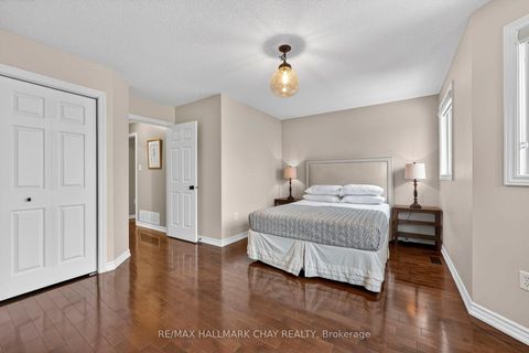 Photo 18 at 12 Dunnett Drive, Ardagh, Barrie