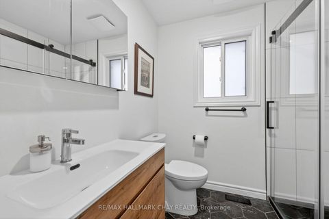 Photo 22 at 12 Dunnett Drive, Ardagh, Barrie