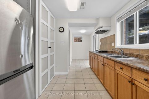 Photo 27 at 12 Dunnett Drive, Ardagh, Barrie