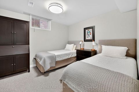 Photo 32 at 12 Dunnett Drive, Ardagh, Barrie