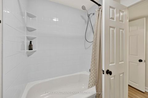 Photo 36 at 12 Dunnett Drive, Ardagh, Barrie