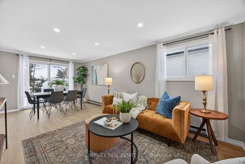 Photo 4 at 41 Hemingway Crescent, Letitia Heights, Barrie