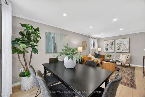 Photo 11 at 41 Hemingway Crescent, Letitia Heights, Barrie