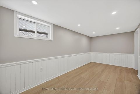 Photo 32 at 41 Hemingway Crescent, Letitia Heights, Barrie