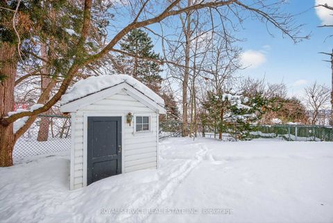 Photo 44 at 41 Hemingway Crescent, Letitia Heights, Barrie
