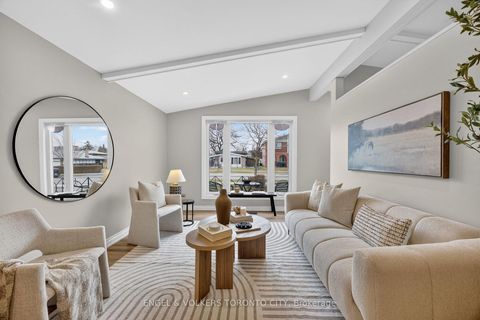 Photo 8 at 33 Wheatsheaf Crescent, Black Creek, Toronto