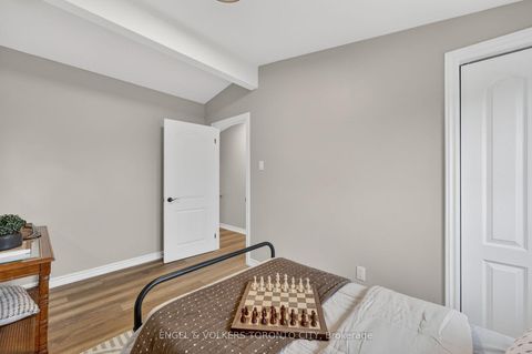 Photo 26 at 33 Wheatsheaf Crescent, Black Creek, Toronto