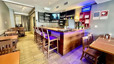 Photo 1 at 371 Roncesvalles Avenue E, Roncesvalles, Toronto