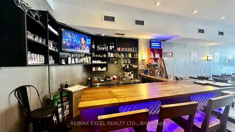 Photo 4 at 371 Roncesvalles Avenue E, Roncesvalles, Toronto