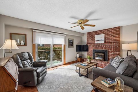 Photo 8 at 91 Batson Drive, Aurora Village, Aurora