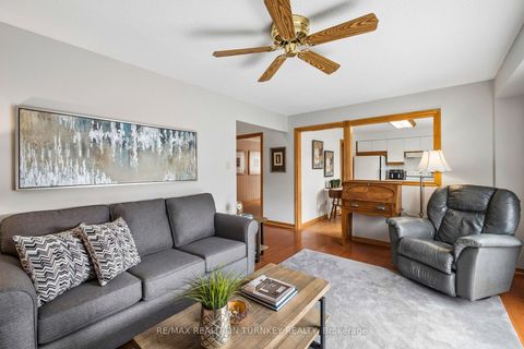 Photo 10 at 91 Batson Drive, Aurora Village, Aurora