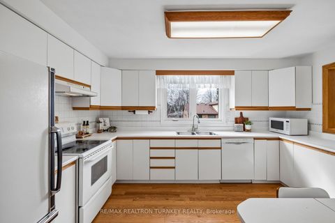 Photo 12 at 91 Batson Drive, Aurora Village, Aurora