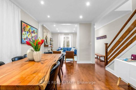 Photo 4 at 18 Earlscourt Avenue, Davenport, Toronto