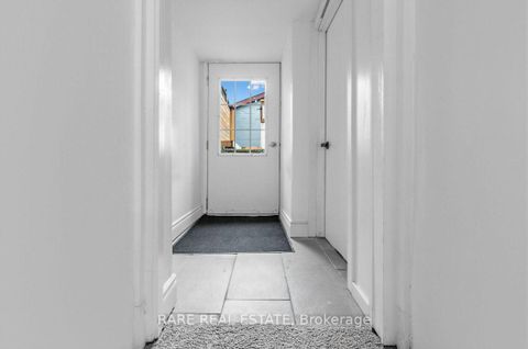 Photo 26 at 18 Earlscourt Avenue, Davenport, Toronto