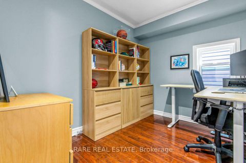 Photo 31 at 18 Earlscourt Avenue, Davenport, Toronto