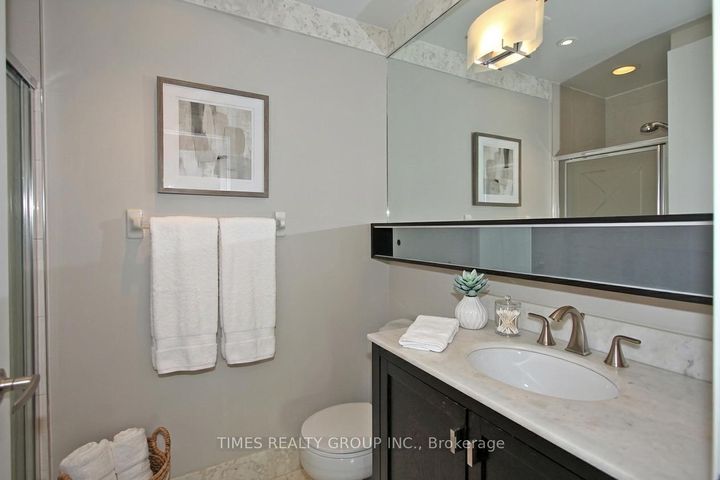 Photo 8 at 1605 - 85 Bloor Street E, Yonge Corridor, Toronto