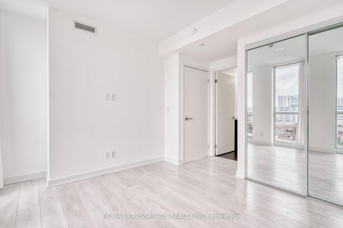 Photo 10 at 710 - 2 Sonic Way, Flemingdon Park, Toronto